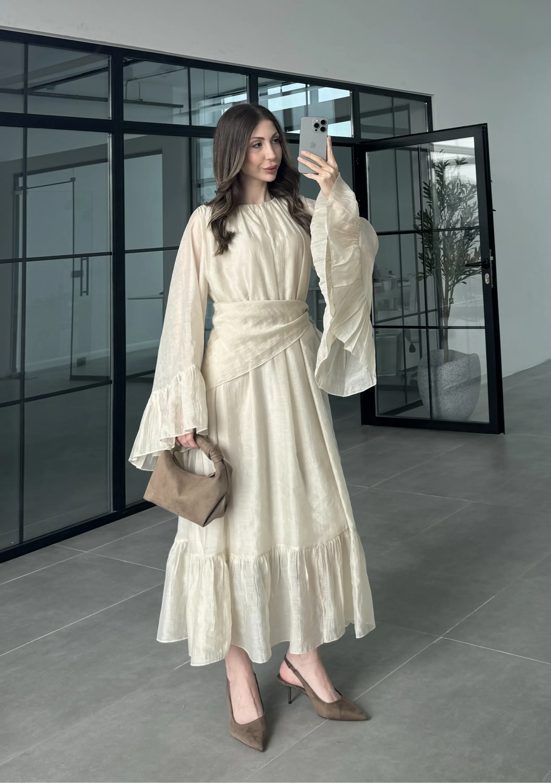 Diva Şallı Büzgülü Taş Elbise