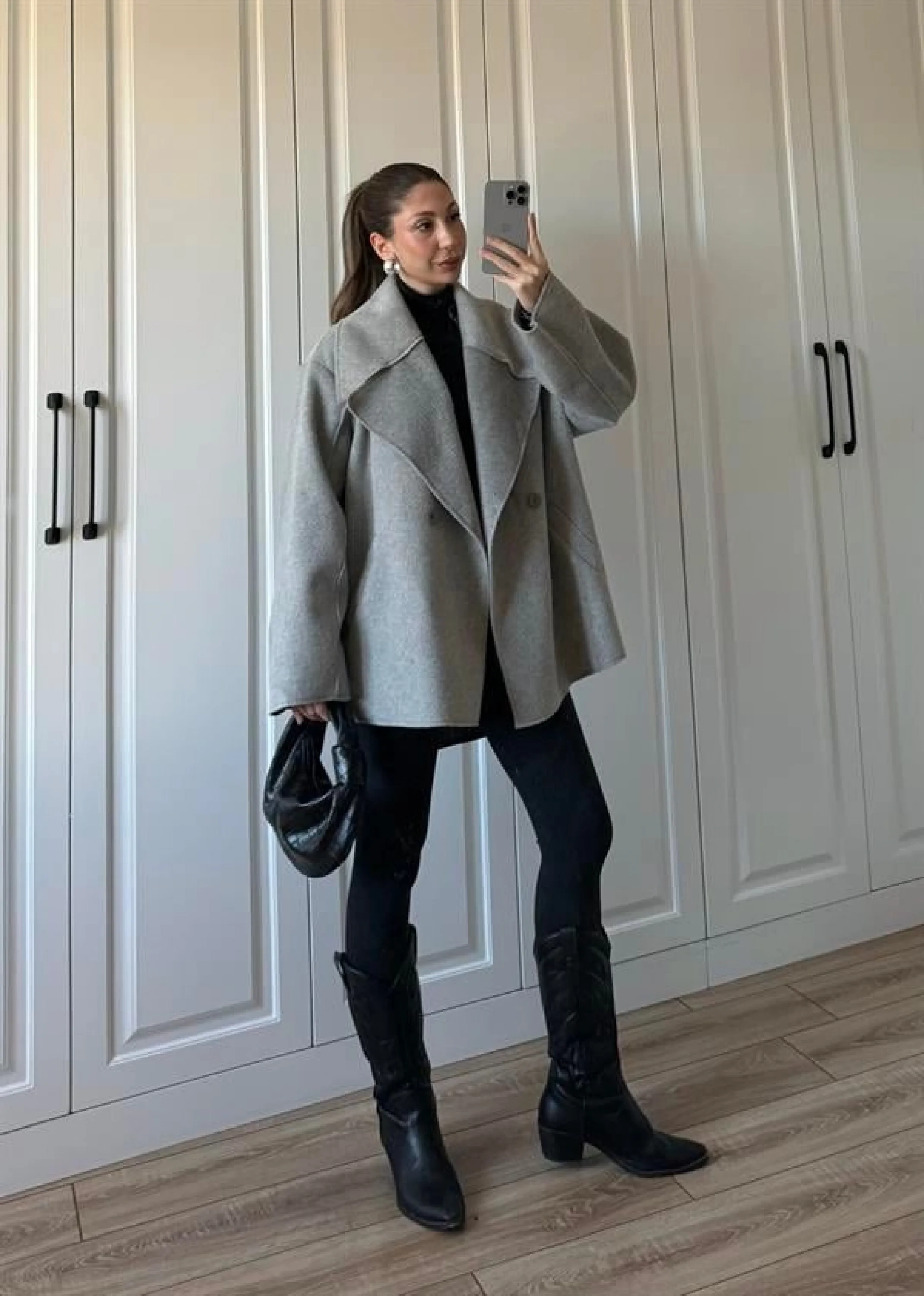 Geniş Yaka Oversize Gri Kaban