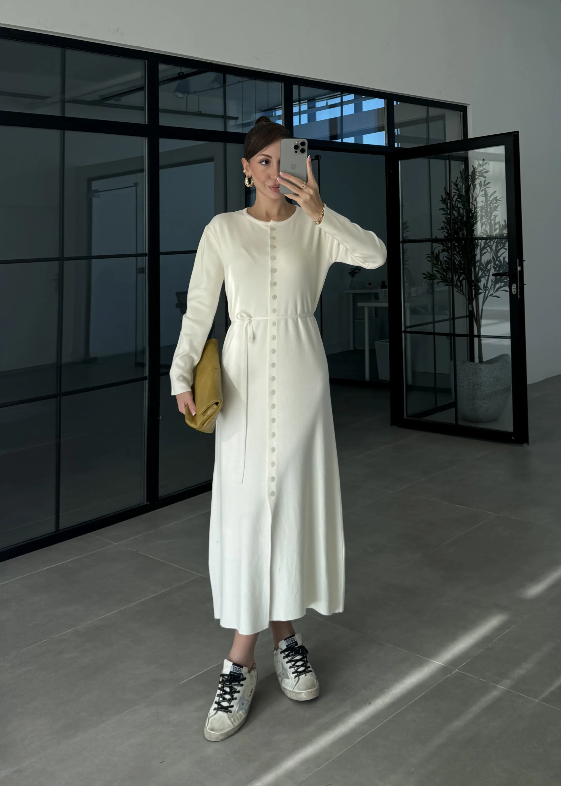 Gömlek Model Kuşaklı Ekru Triko Elbise
