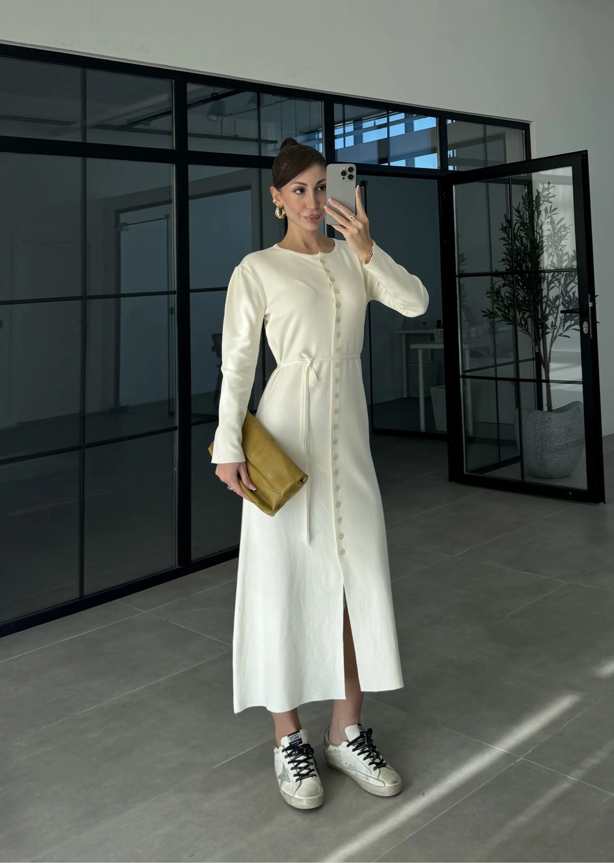 Gömlek Model Kuşaklı Ekru Triko Elbise