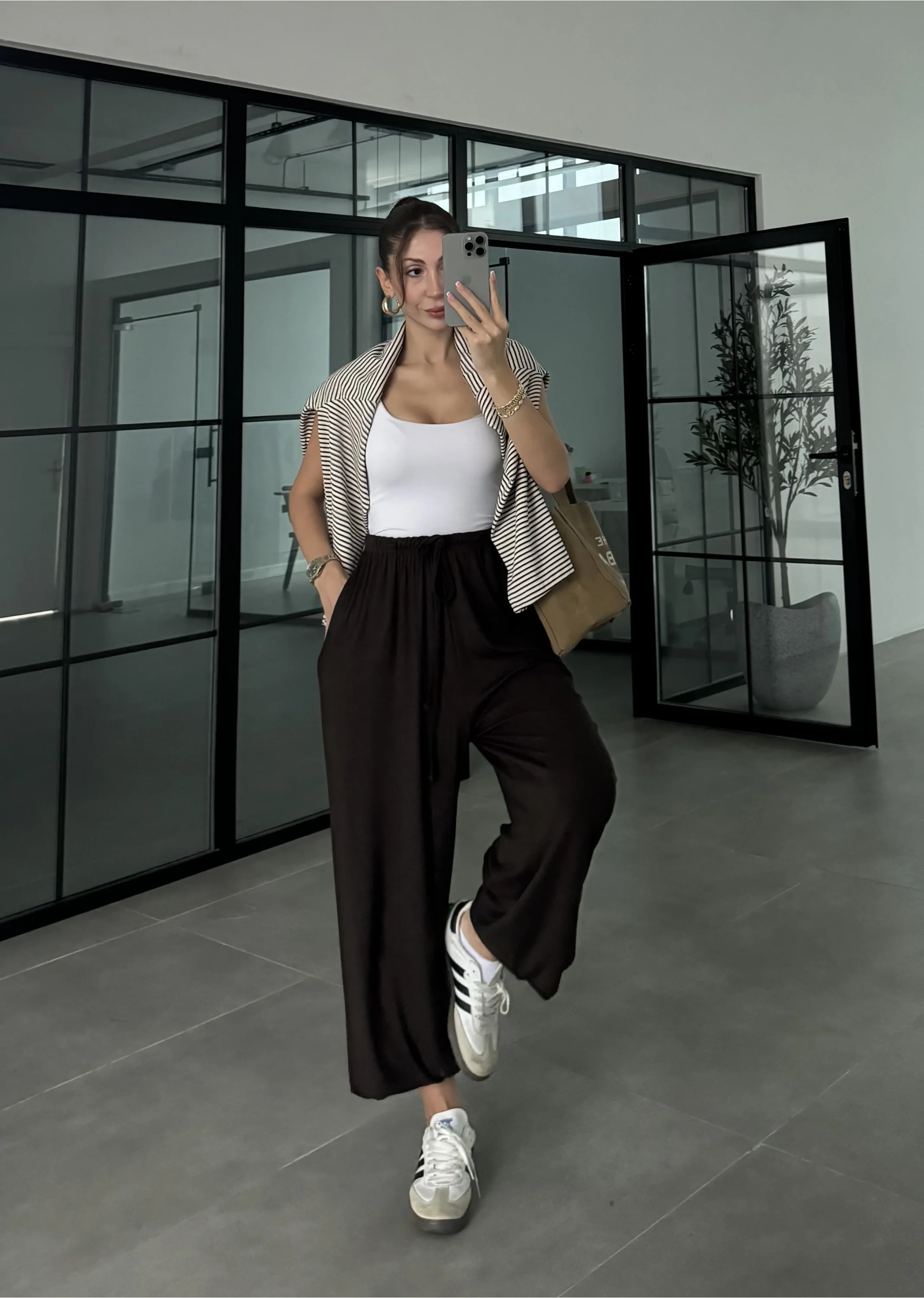 Kahve Paça Lastikli Basic Eşofman Altı