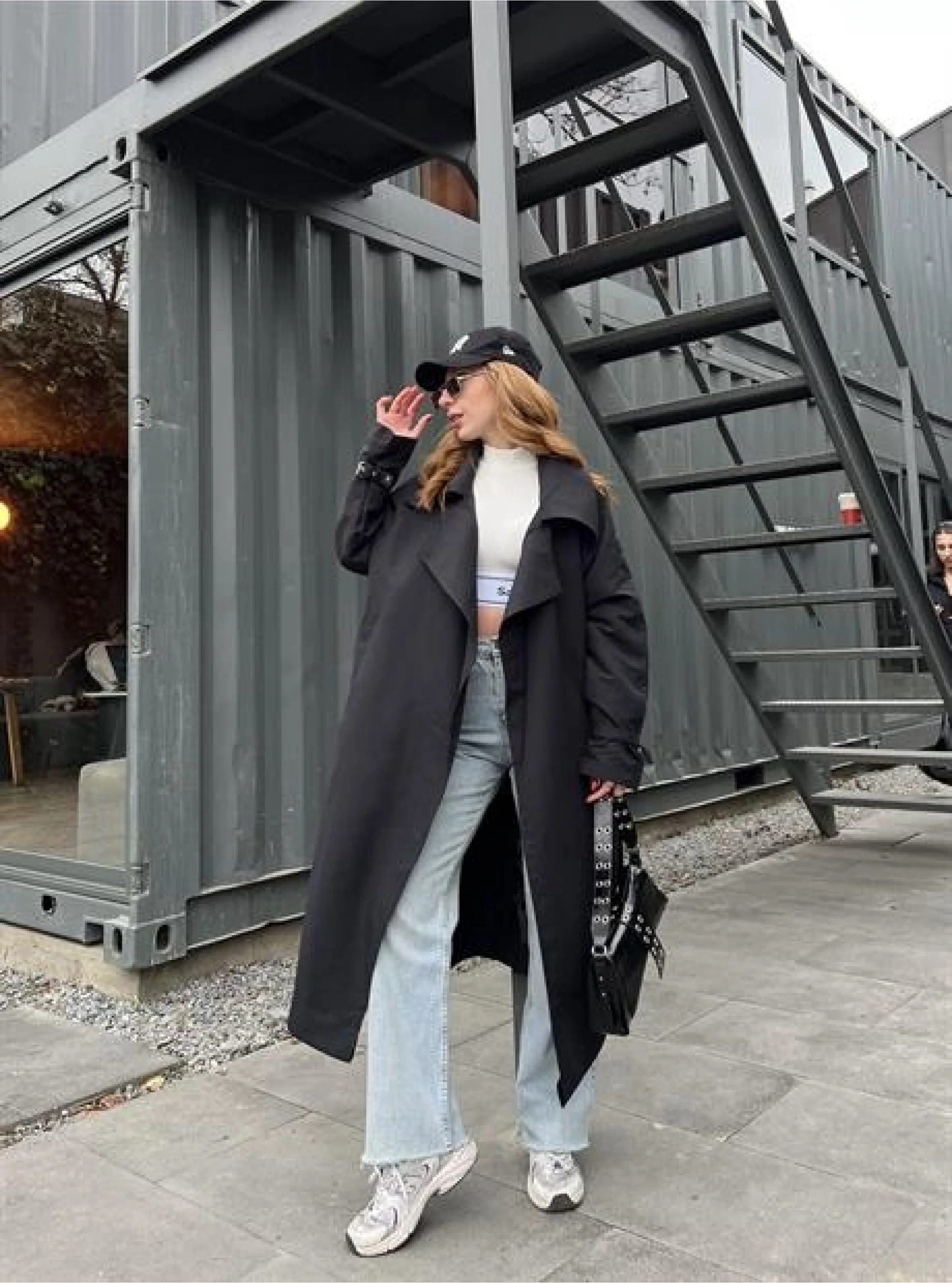 Mango Model Oversize Siyah Trençkot