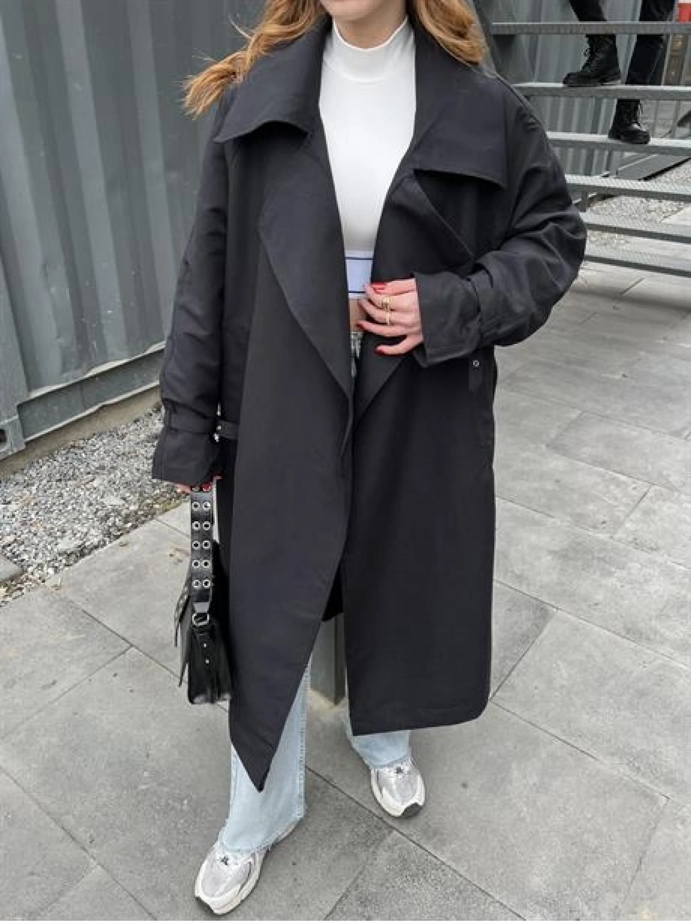 Mango Model Oversize Siyah Trençkot