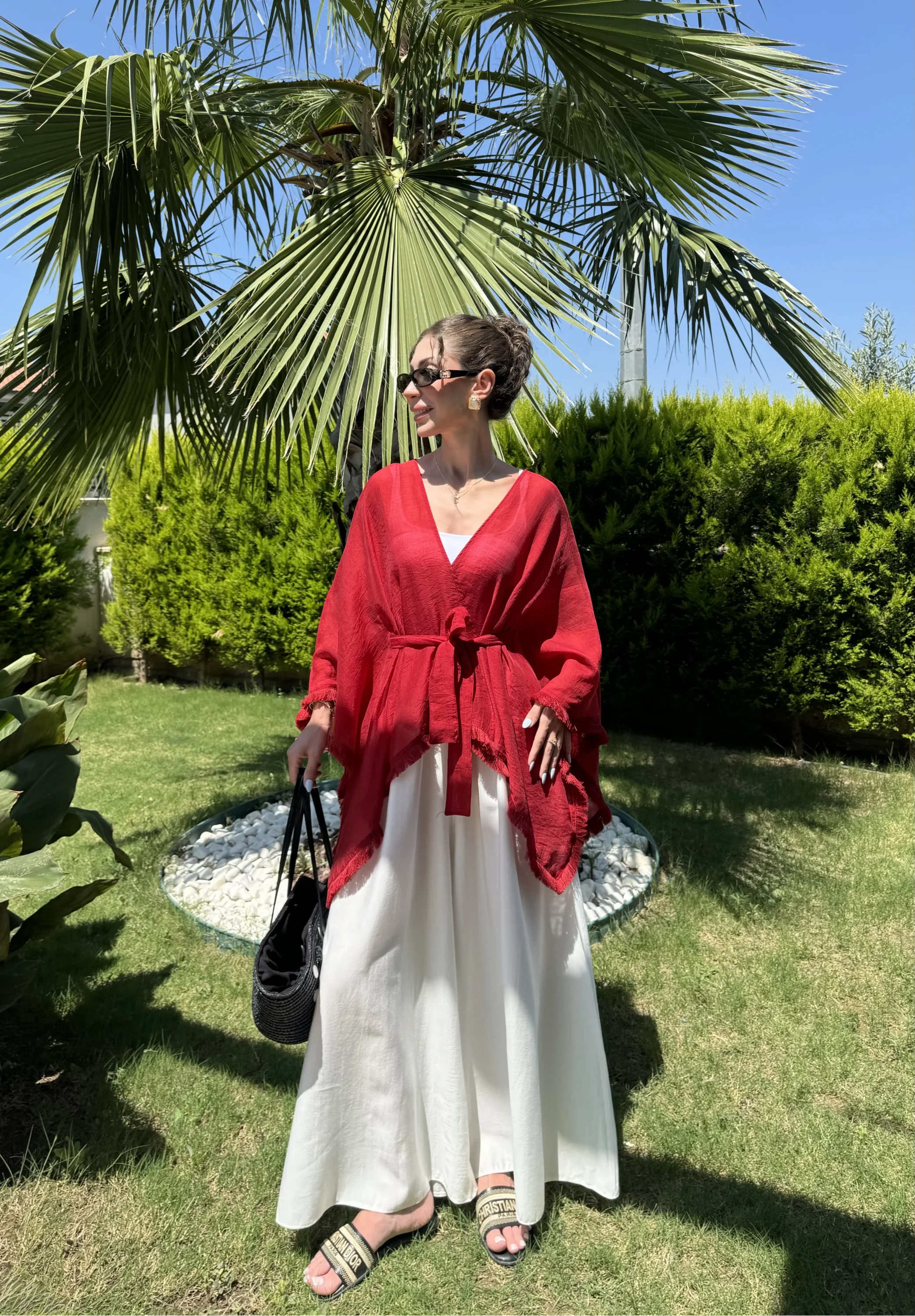 Püsküllü Kuşaklı Kırmızı Kimono
