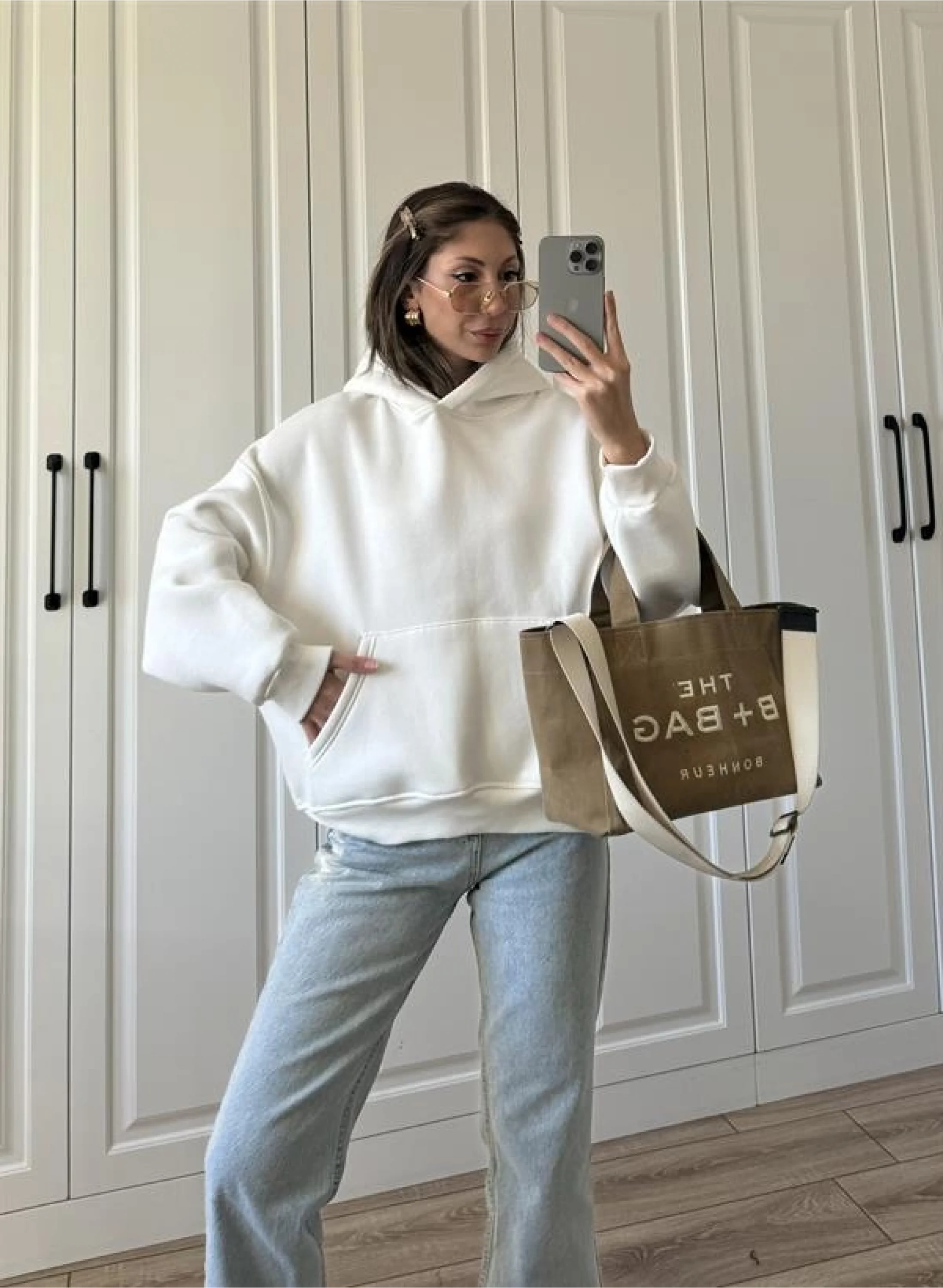 Şardonlu Oversize Beyaz Sweatshirt