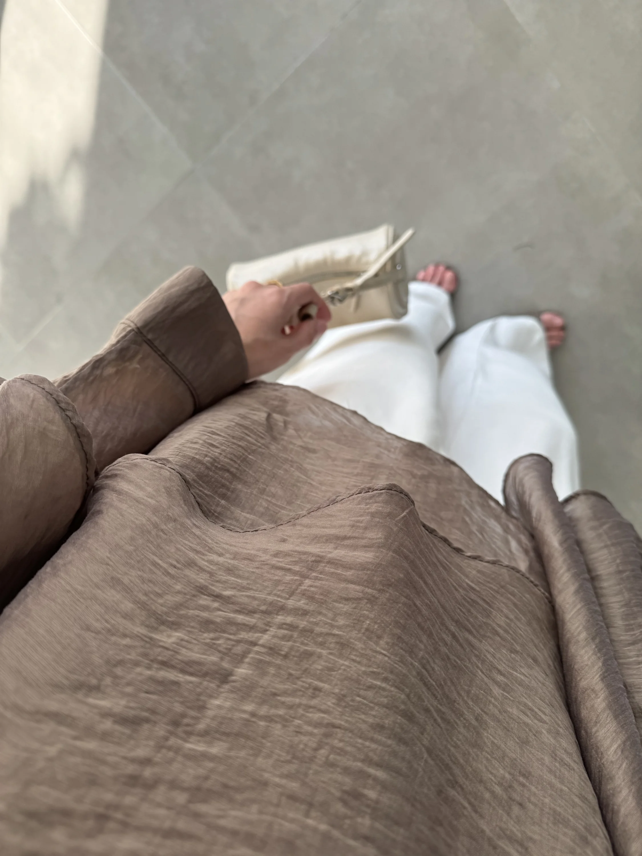 Uçuşan Pelerin Bronz Tül Bluz
