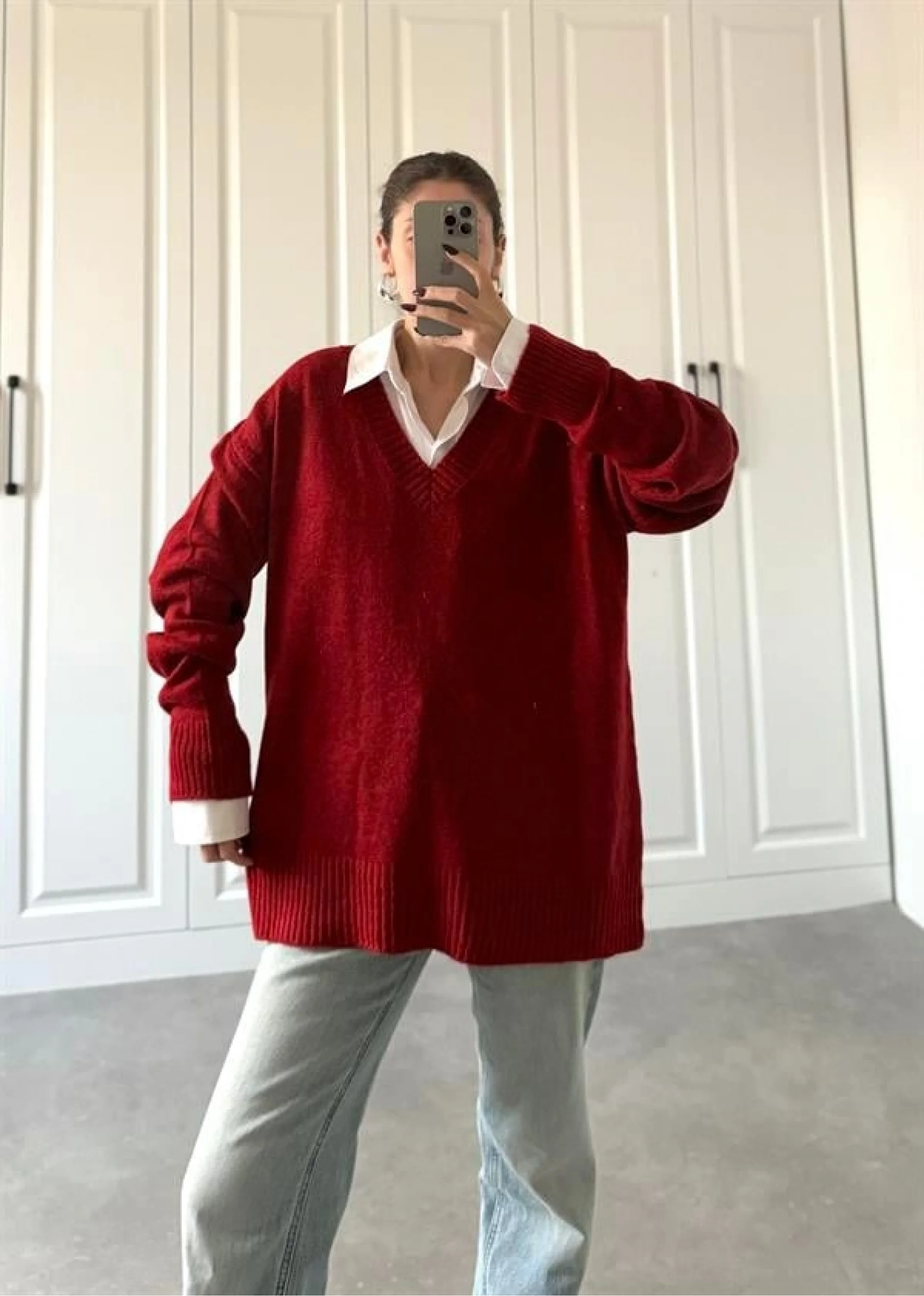 V Yaka Oversize Kırmızı Triko Kazak