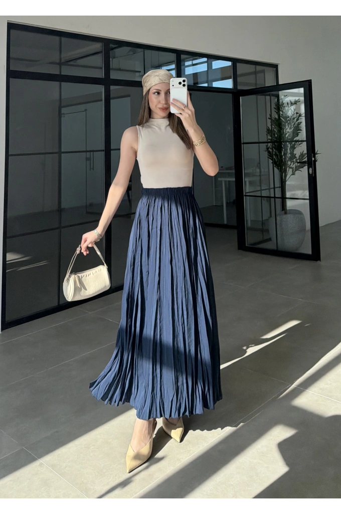 Beli Lastikli Lacivert Tensel Kırışık Etek