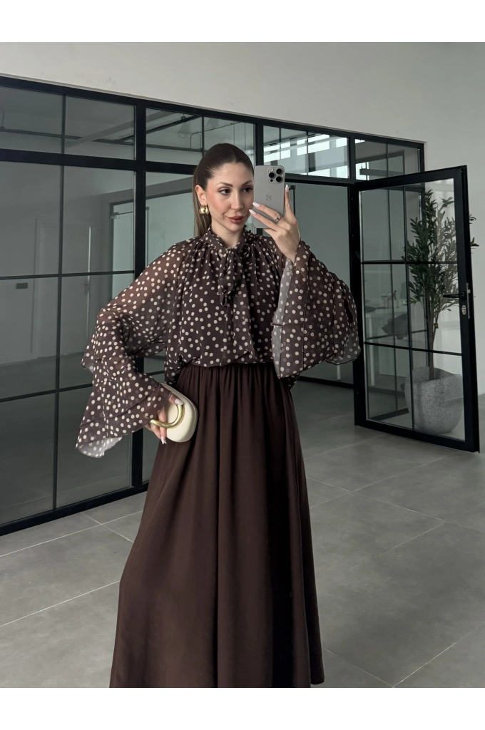 Kahve Puantiyeli Önü Bağlamalı Şifon Bluz