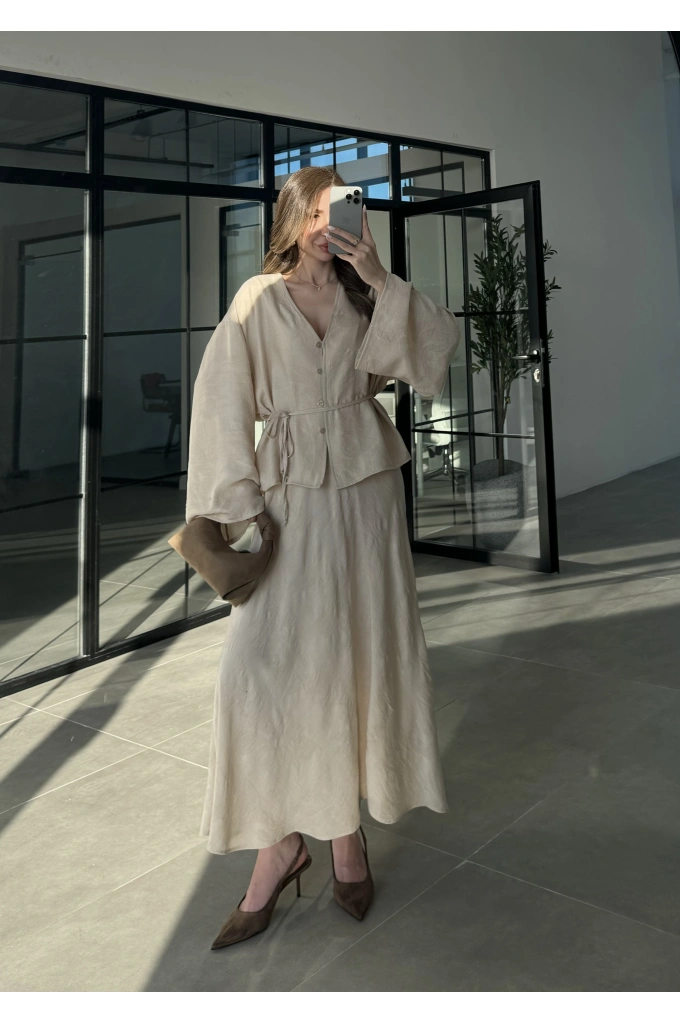 İthal Kumaş Kuşaklı Etekli Taş Takım