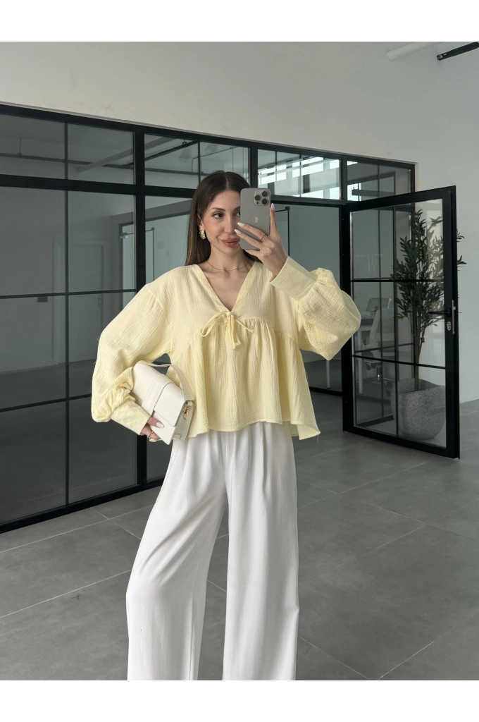 Müslin Kumaş Önü Bağcıklı Sarı Bluz