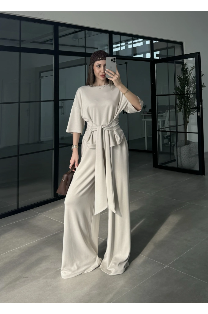 Önden Bağlamalı Model Kumaş Taş Takım