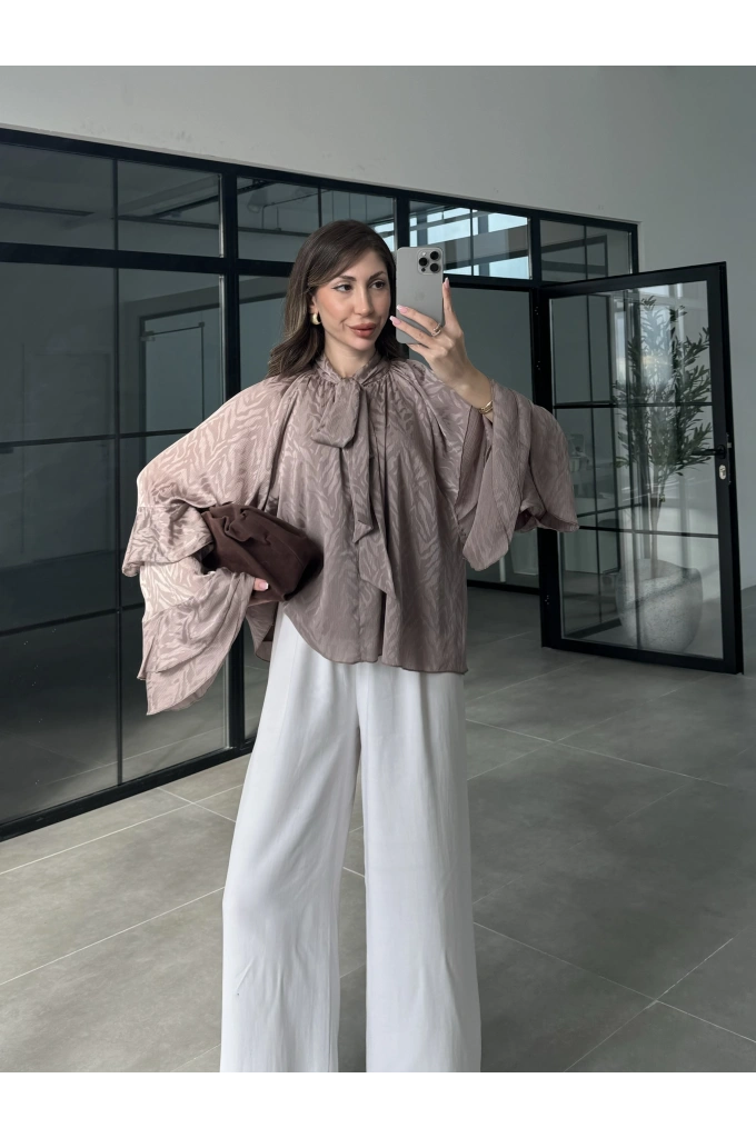 İthal Kumaş Astarlı Fırfırlı Vizon Bluz