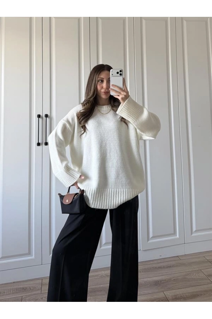 Alin Sık Dokuma Ekru Premium Kazak