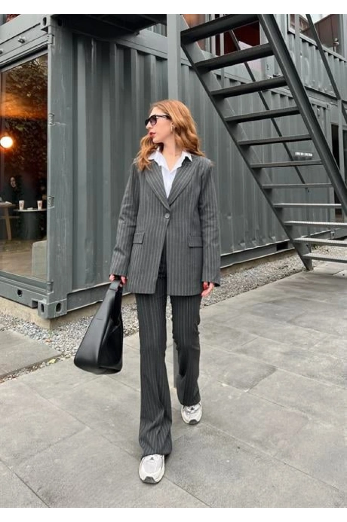 Antrasit Çizgili Maskülen Blazer Takım