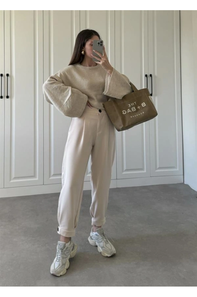 Bilek Düğme Detaylı Taş Pantolon