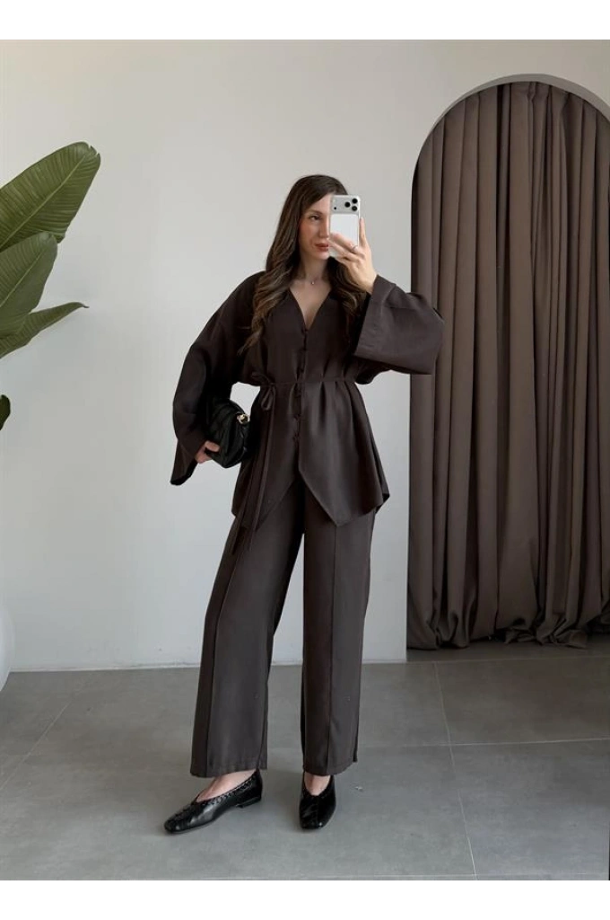 Deran Modal Kumaş Acı Kahve Kuşaklı Takım