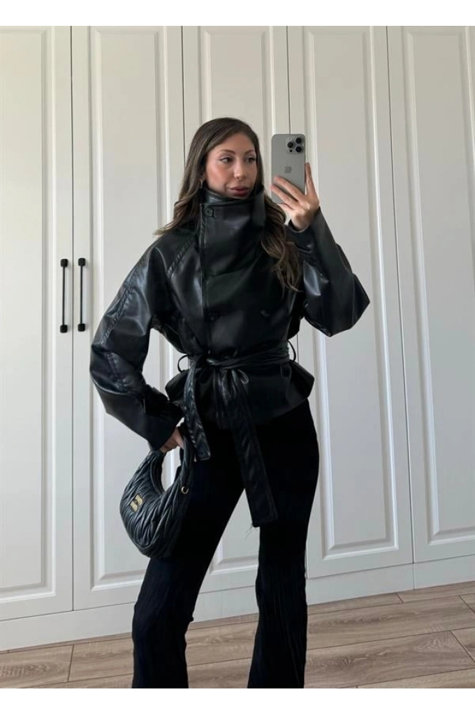 Dik Yaka Astarlı Premium Siyah Deri Ceket