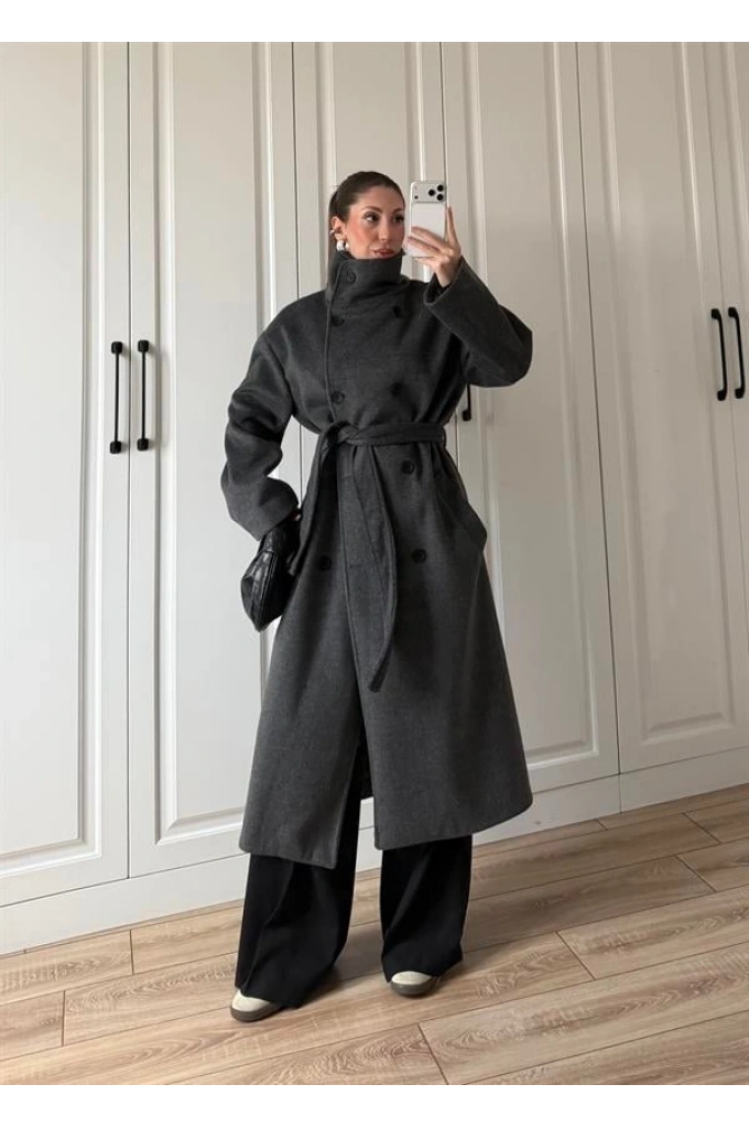 Dik Yaka Kuşaklı Antrasit Yün Kaban