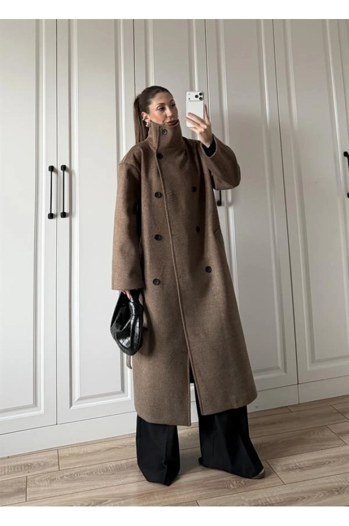 Dik Yaka Kuşaklı Kahve Yün Kaban