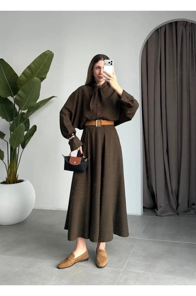 Ekose Fularlı Siyah Haki Gömlek Takım