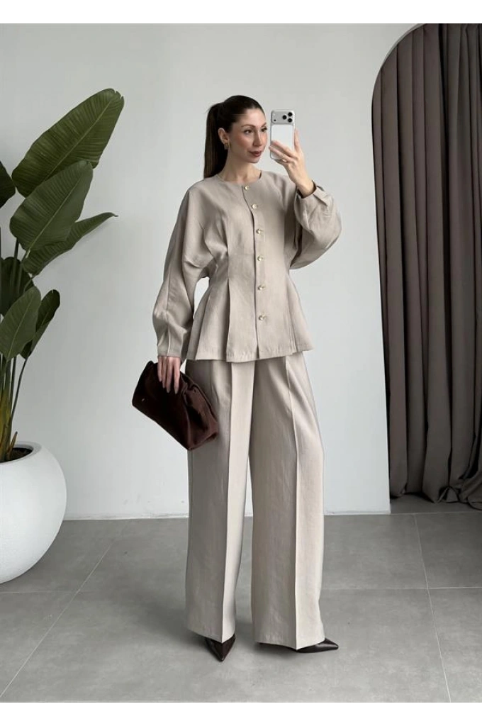 Gold Düğmeli Pile Detaylı Vizon Takım