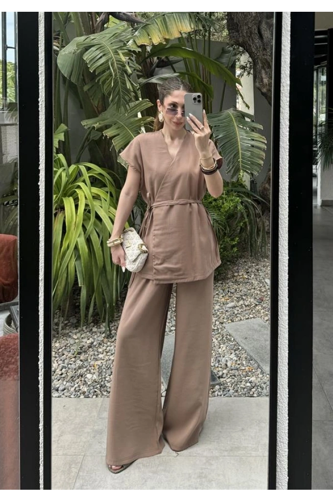 Haze Tensel Bağlamalı Cappuccino Yelek Takım