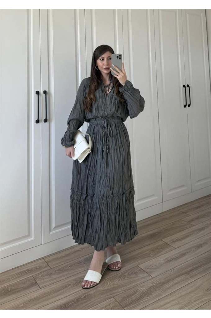 Kraş Kumaş Antrasit Etekli Takım