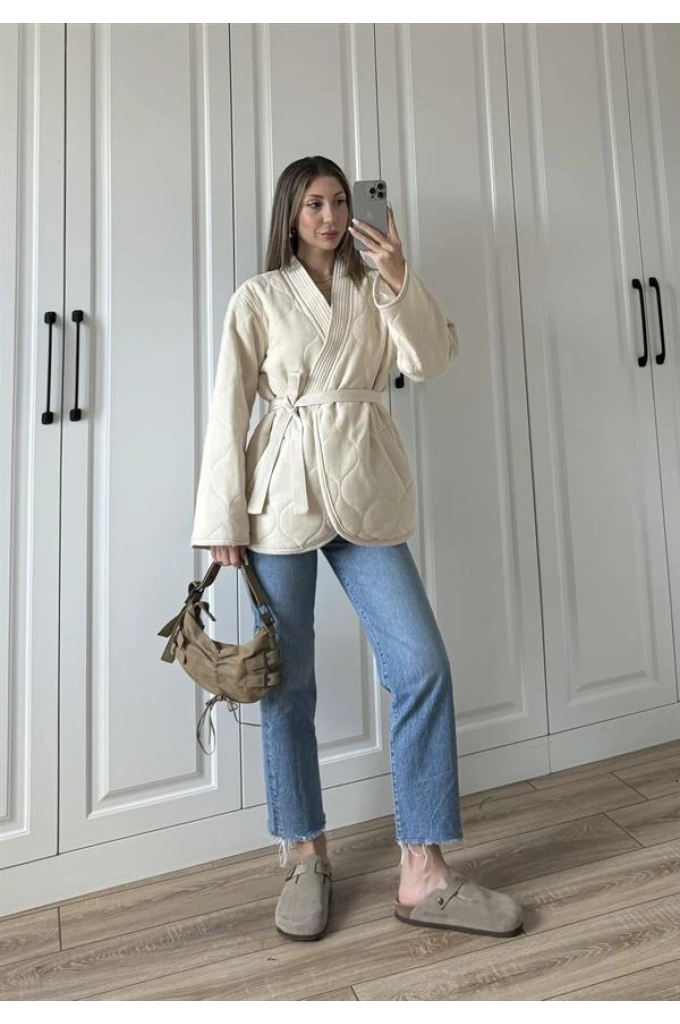 Kuşaklı Astarlı Taş Kapitone Ceket