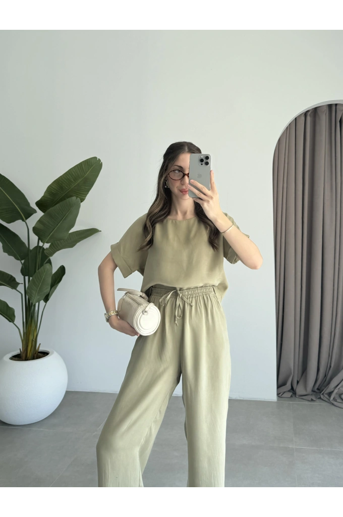 Lea Tensel Haki Basic Bluz Takım
