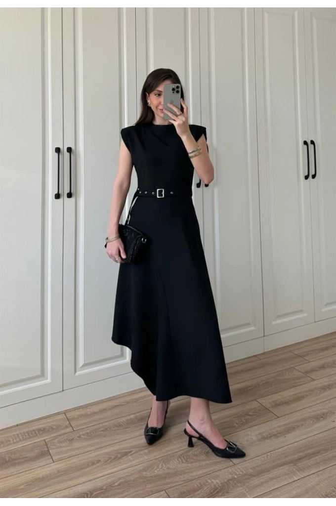 Marka Model Asimetrik Kemerli Elbise