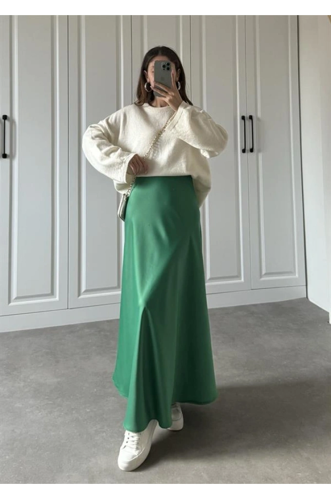 Maxi Boy Yeşil Saten Etek