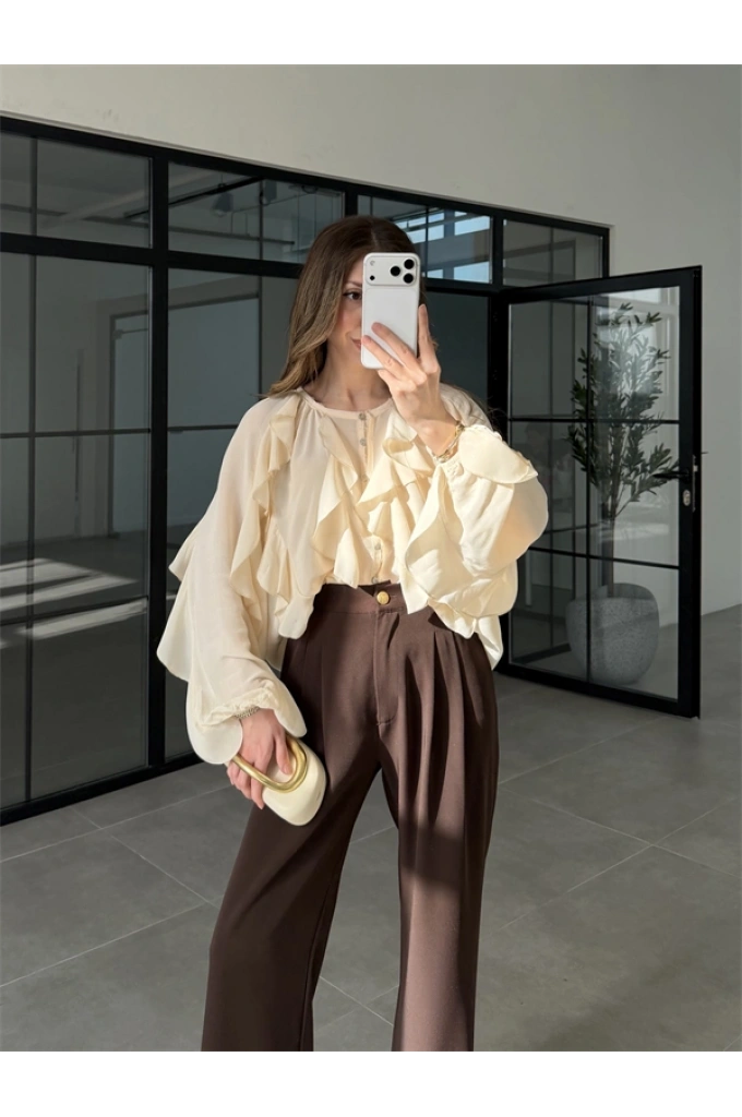 Milano Fırfırlı Ekru Tül Bluz