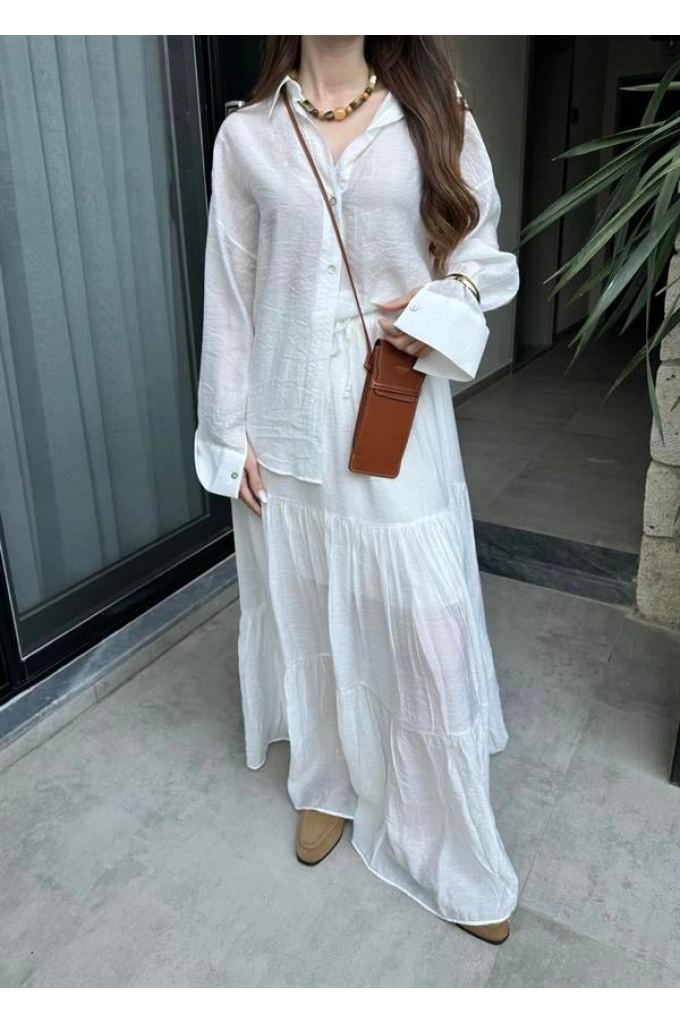 Mng Model Kırışık Beyaz Etekli Gömlek Takım