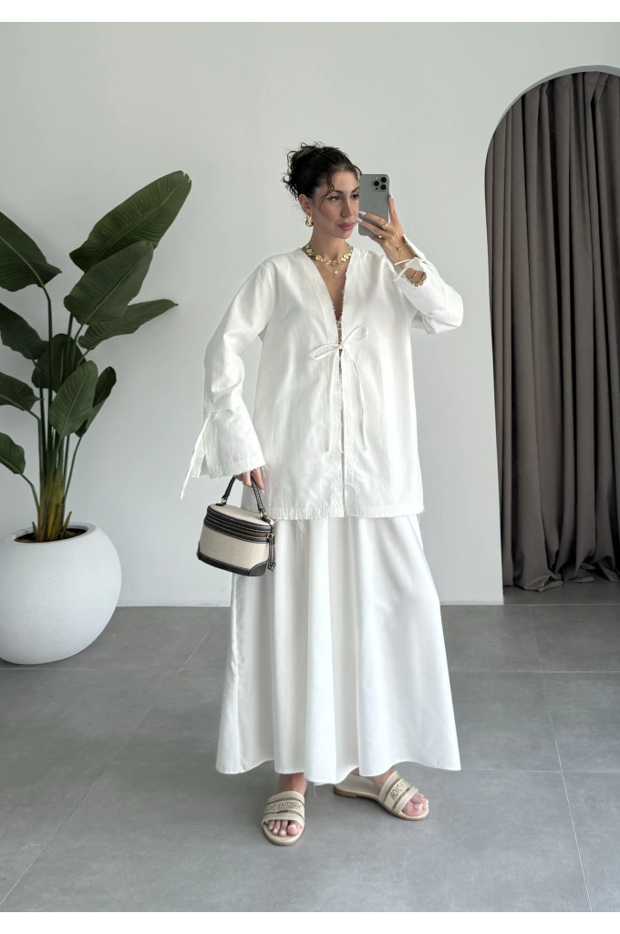 Önden Bağcıklı Kol Detaylı Beyaz Kimono