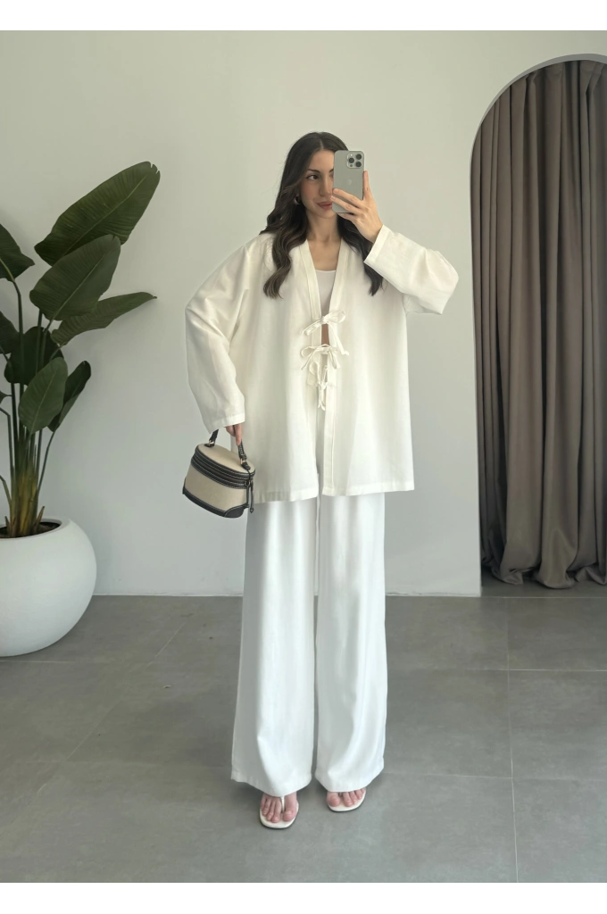 Önü Bağlamalı Beyaz Keten Kimono