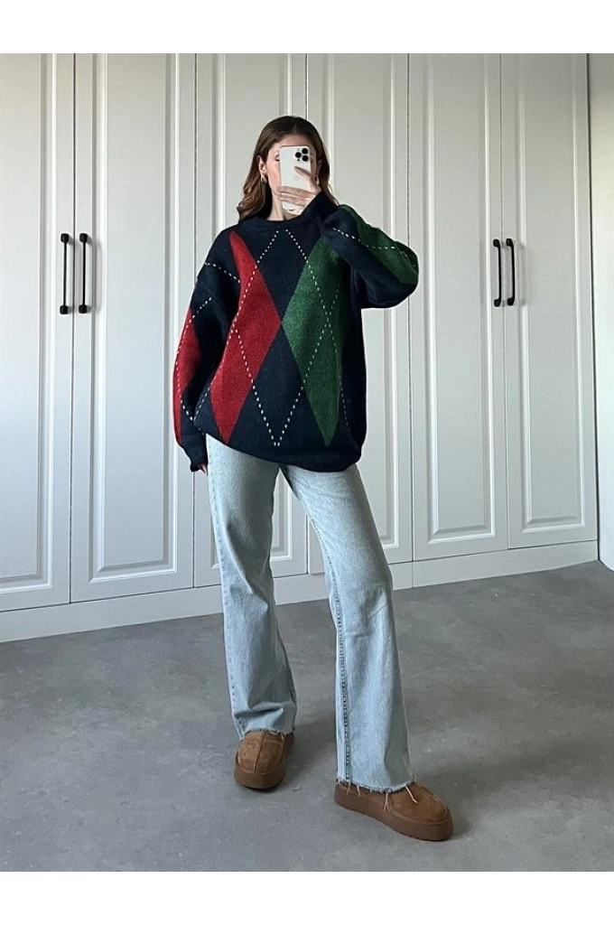 Pinterest Kırmızı Yeşil Baklava Desenli Kazak