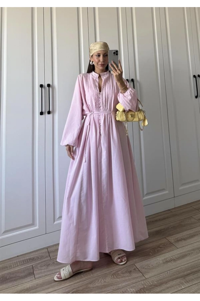 Safia Önü Düğmeli Astarlı Pembe Kuşaklı Elbise