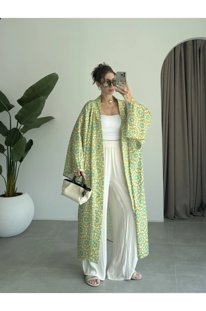 Saten İpek Desenli Yeşil Kimono