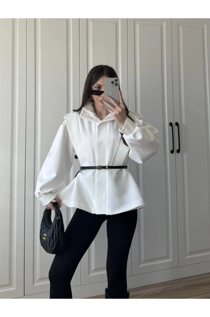 Tasarım Kemerli Duble Beyaz Trenç Ceket
