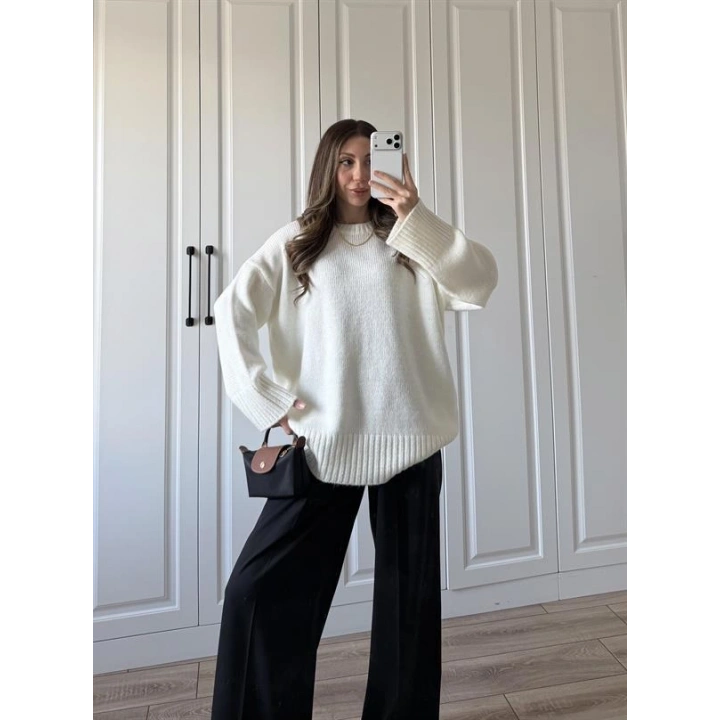 Alin Sık Dokuma Ekru Premium Kazak