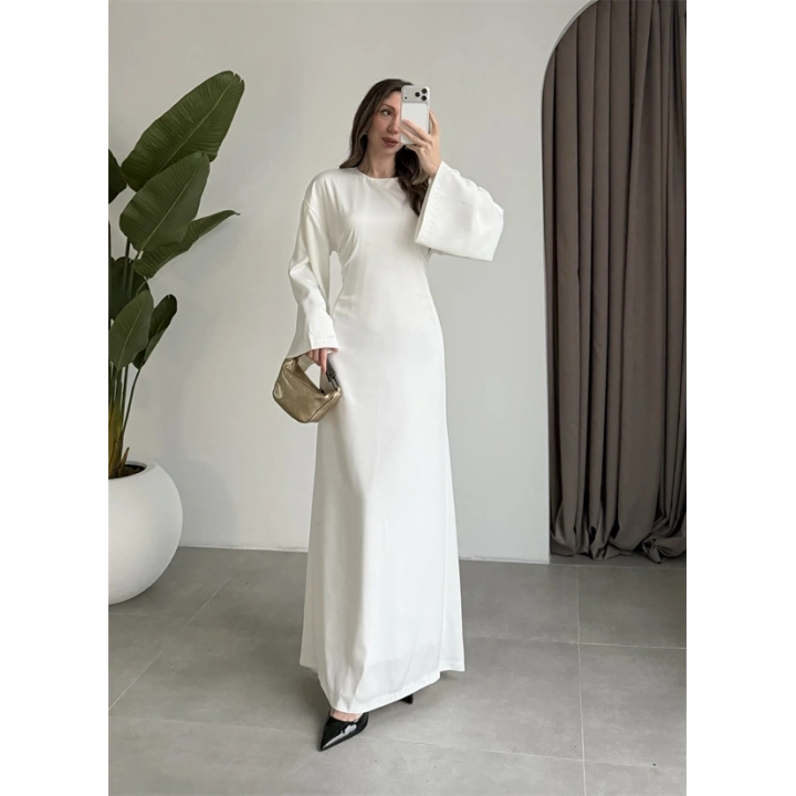 Arkadan Bağlamalı Beyaz Saten Elbise