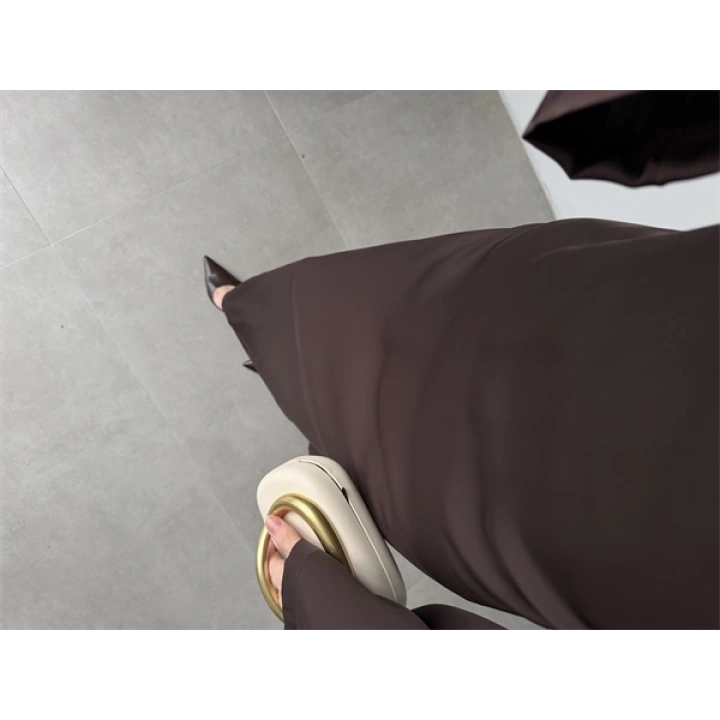 Arkadan Bağlamalı Kahve Saten Elbise