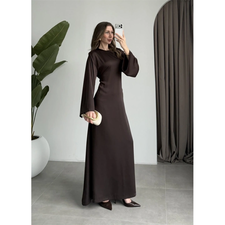 Arkadan Bağlamalı Kahve Saten Elbise