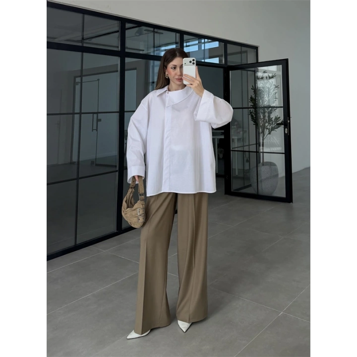 Asimetrik Yaka Oversize Beyaz Gömlek