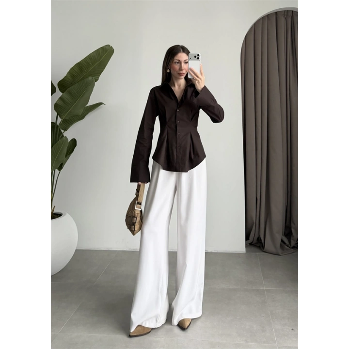 Belden Oturtmalı Pilili Kahve Poplin Gömlek