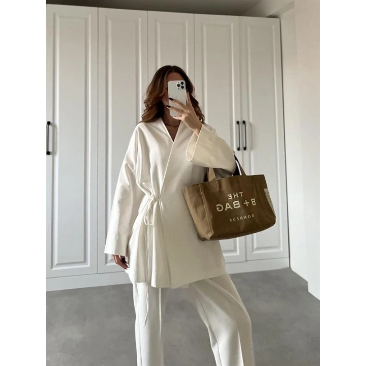 Beyaz Yandan Bağlamalı Gabardin Kimono Ceket