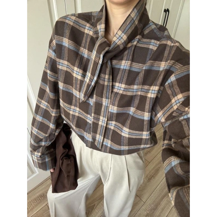 Boyundan Bağlamalı Tasarım Ekose Kahve Gömlek