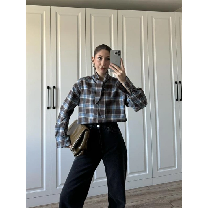 Boyundan Bağlamalı Tasarım Ekose Mavi Gömlek