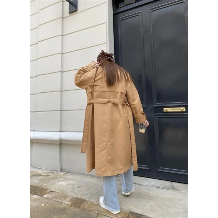 Camel Bershka Model Premium Oversize Trençkot